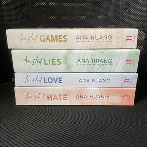 Ana Huang’s twisted love series set